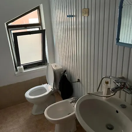 Vila Pjetri *