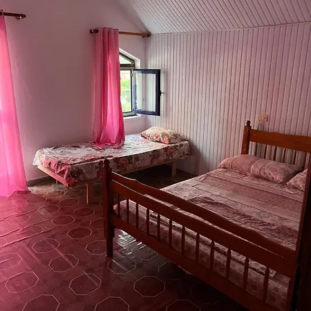 Pensjonat Vila Pjetri Shëngjin